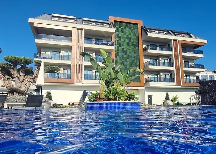 Family With Pool Eden Valley *