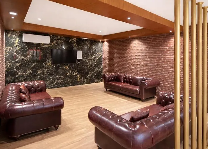 Family With Pool Eden Valley *