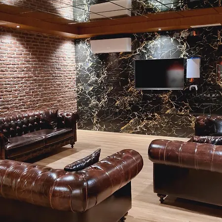 Family With Pool Eden Valley