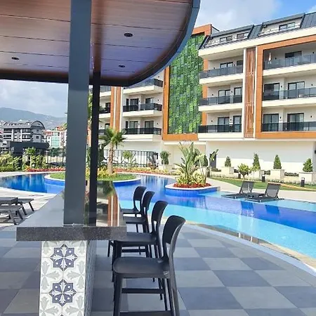 Family With Pool Eden Valley * אלאניה